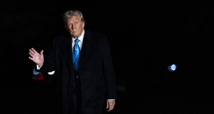 Trump reconoce que los aranceles a Canadá, México y China podrían causar “dolor” a los estadounidenses