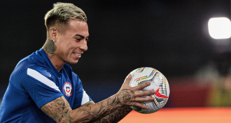 La U no le cierra la puerta a un retorno de Eduardo Vargas.