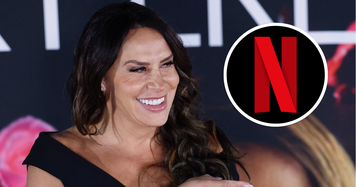 Karla Sofía Gascón en premiere de Emilia Pérez y logo de Netflix en referencia a veto del streaming
