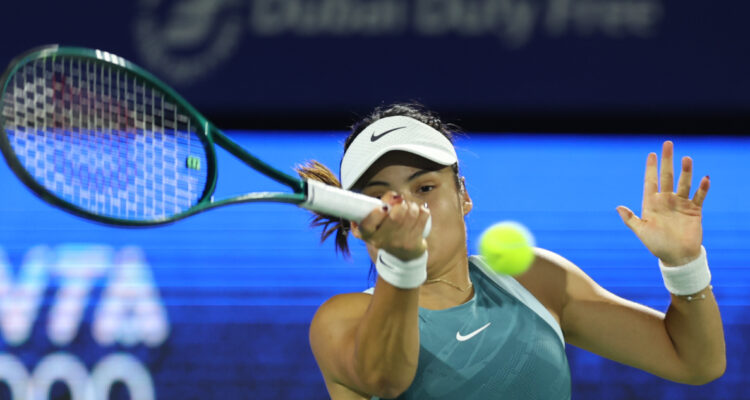 emma-raducanu-en-wta-dubai