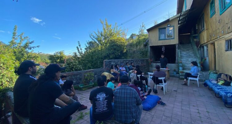 encuentro la casa del humo