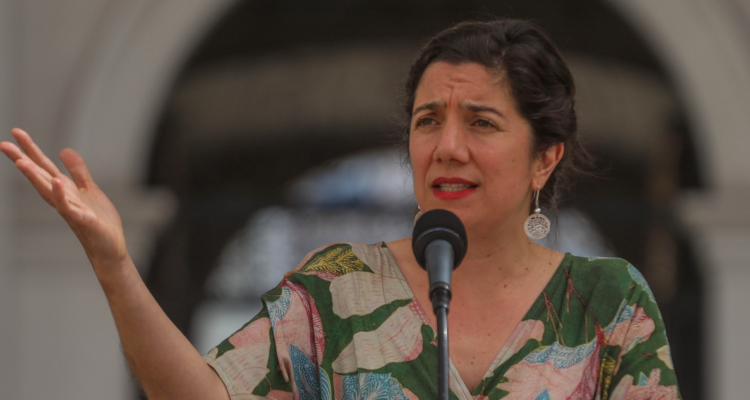 Etcheverry por promesas de Matthei: “No se trata solo de cortar, sino que ver cómo podemos crecer”