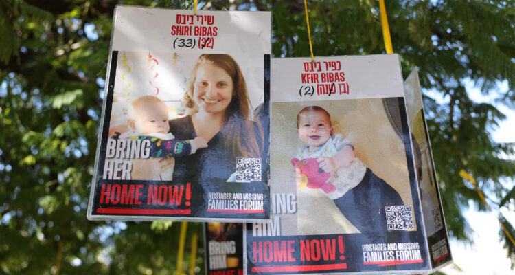 Israel acusa que bebés de familia Bibas fueron asesinados y que Hamás no entregó el cuerpo de la madre