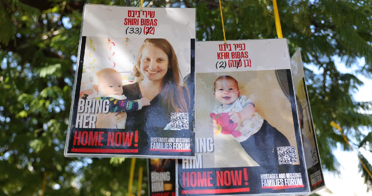 Israel acusa que bebés de familia Bibas fueron asesinados y que Hamás no entregó el cuerpo de la madre