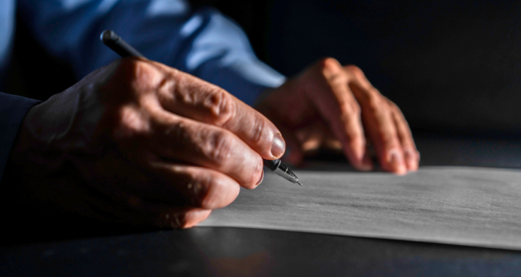 Cómo funcionan las herencias y testamentos en Chile