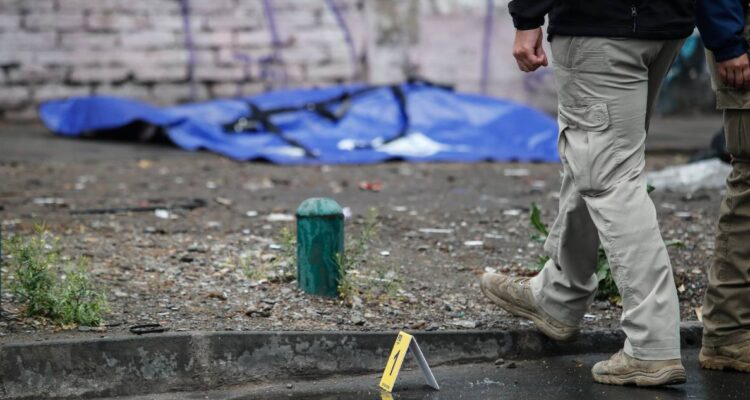 Capturan en España a imputado por asesinato a disparos tras pelea en Estación Central