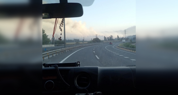 Incendio forestal en Catemu