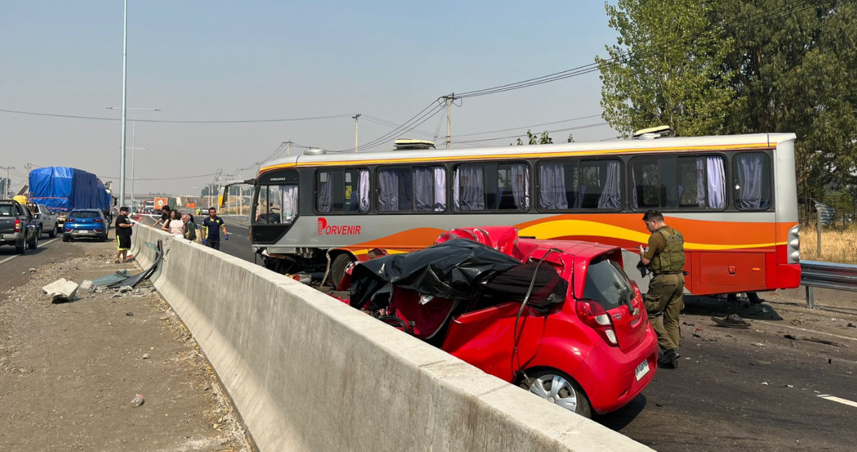 Al menos tres personas mueren en grave accidente en ruta Los Ángeles-Nacimiento: hay varios lesionados