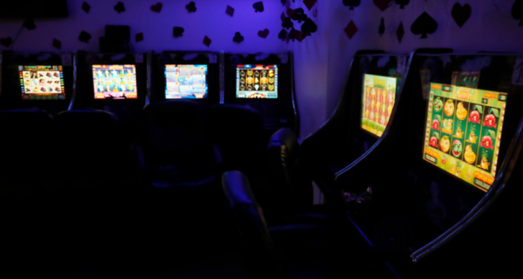 Los casinos ilegales allanados y clausurados durante 2024 en Concepción funcionan con normalidad