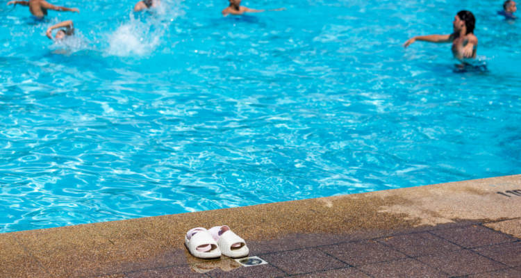 Joven de 17 años fallece en piscina municipal de Machalí: autoridades indagan el hecho