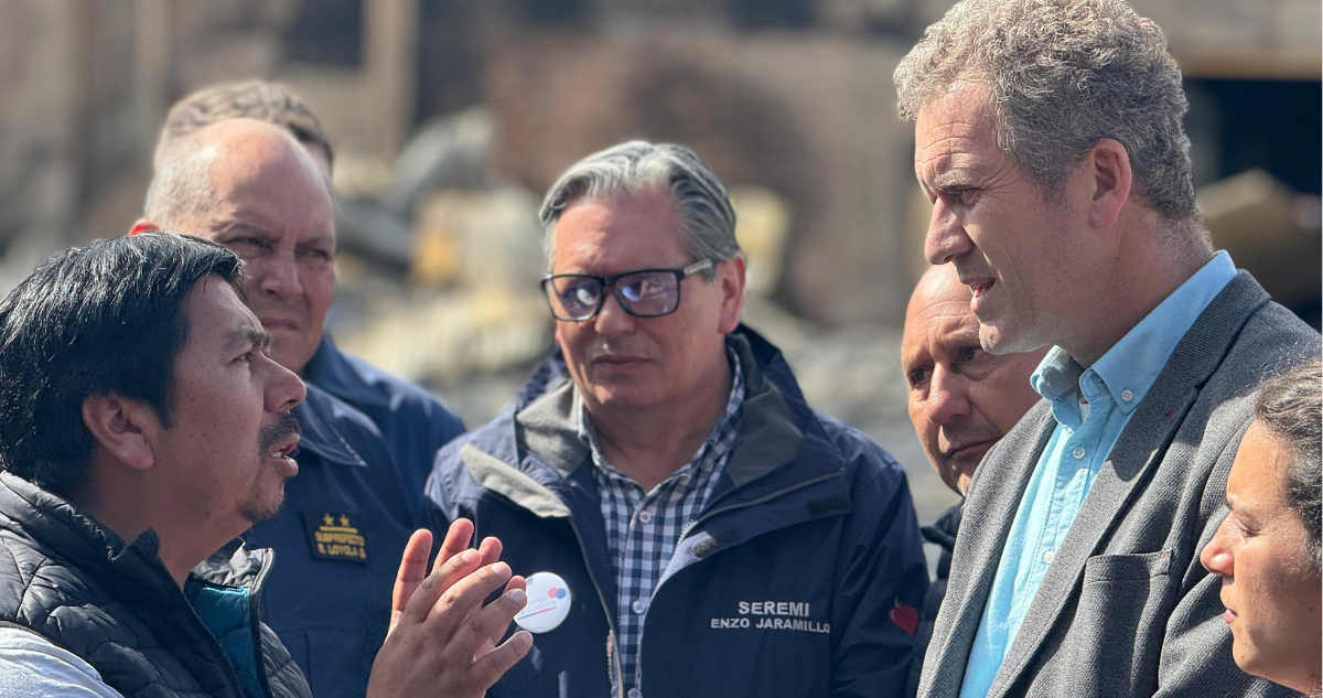 Ministro Juan Carlos Muñoz tras recorrer zona de incendio en Ancud
