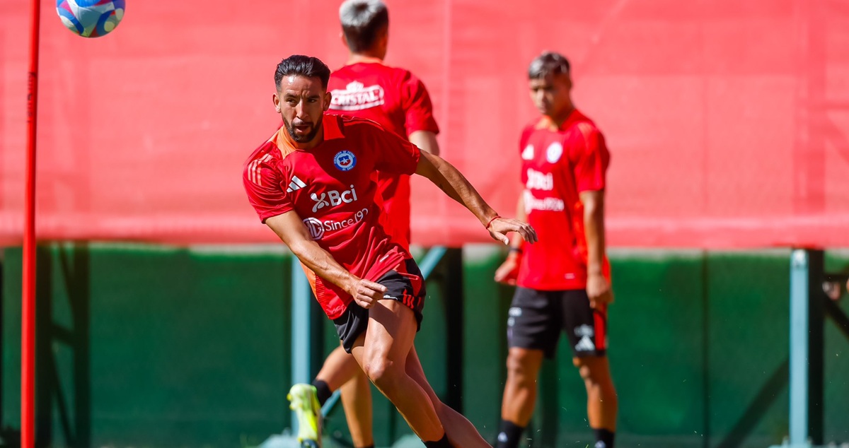 Mauricio Isla fue desconvocado de La Roja.