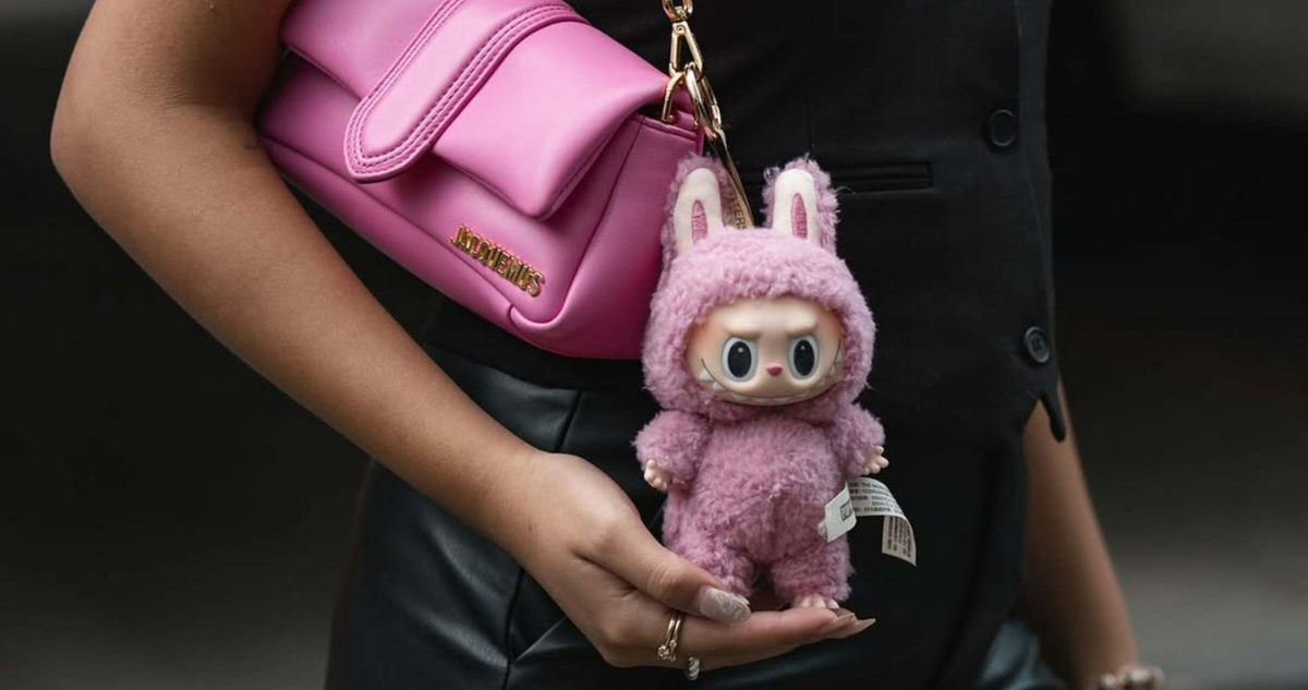Qué son los muñecos "Labubu" y por qué se han hecho tan virales en redes sociales | BBCL Contigo | BioBioChile