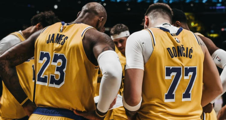LeBron y Doncic no lograron hacerle daño a los Charlotte Hornets en una nueva caída de Lakers en NBA.