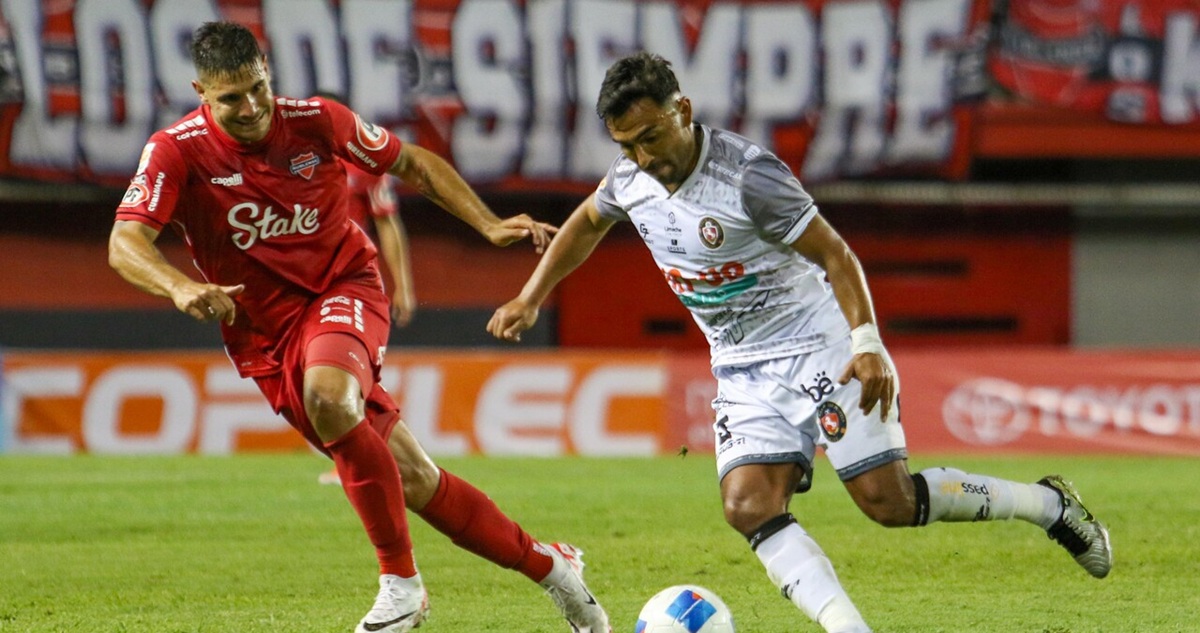 Ñublense y Limache empataron por la Liga de Primera.