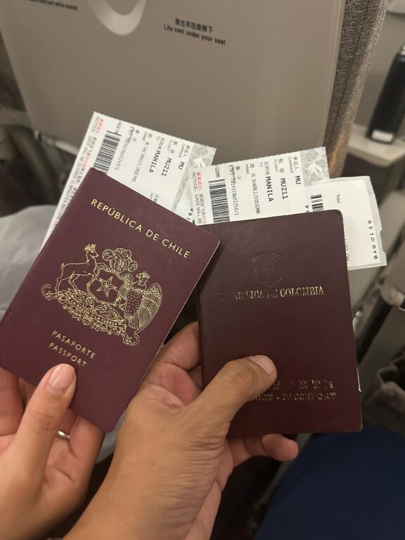 Diego y Linsey se enamoraron a la salida de un vuelo