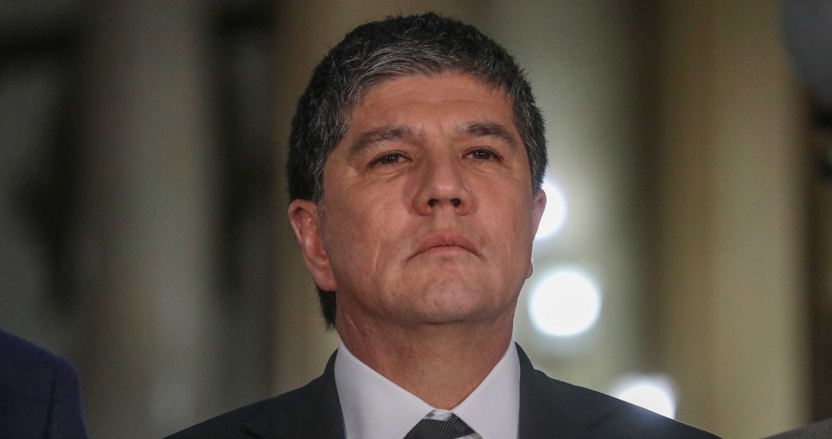 “Actuó con negligencia”: denunciante de Manuel Monsalve concreta demanda contra el gobierno