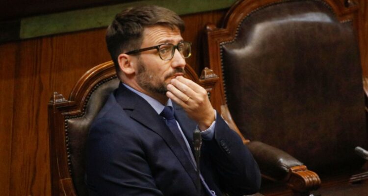 Comisión de Energía de la Cámara citará a ministro Pardow, el CEN y empresa InterChile tras megacorte