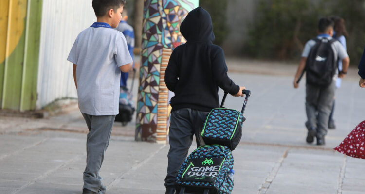 Cómo elegir mochila y zapatos para el colegio.
