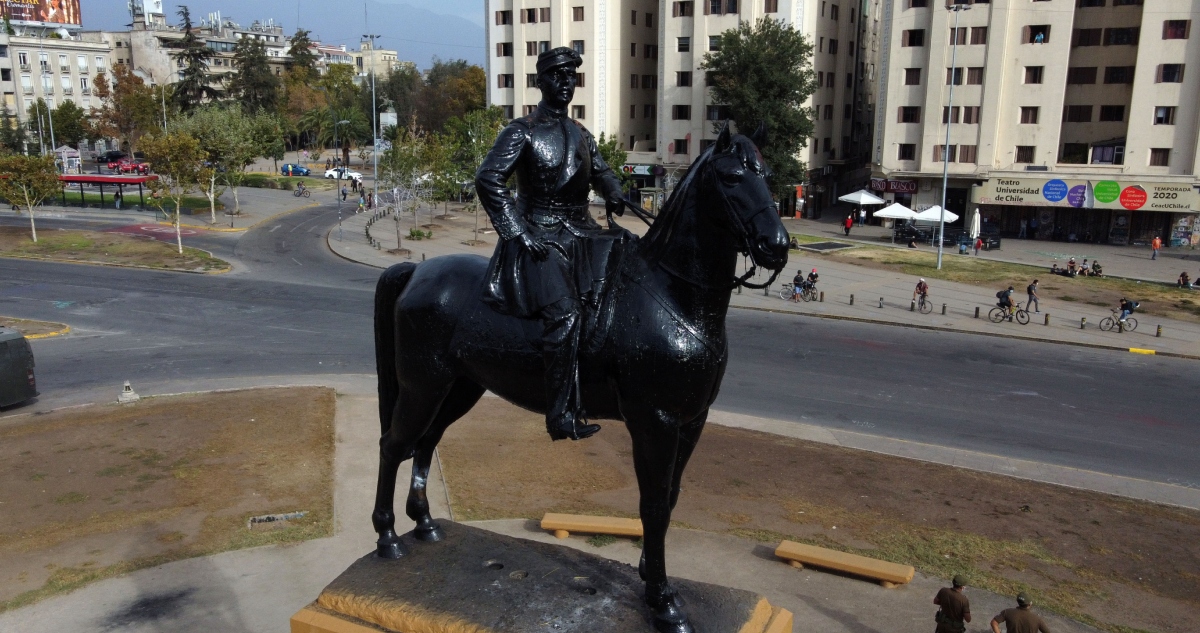 Monumento de general Baquedano en Plaza Italia: proponen cambiarlo por Manuel Rodríguez