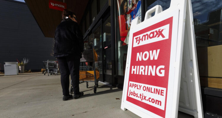 El desempleo en Estados Unidos bajó durante enero: la generación de trabajo fue menor a la esperada