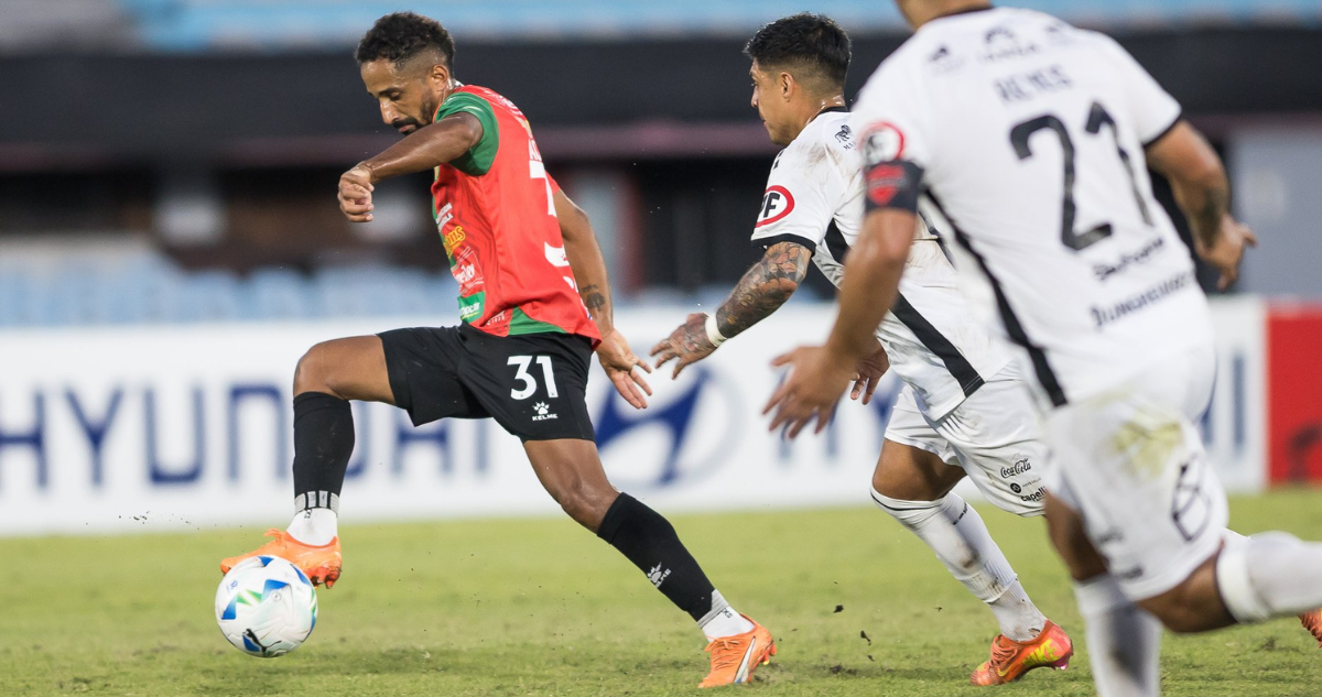 Ñublense cayó ante Boston River y se complica rumbo a la Copa Libertadores.
