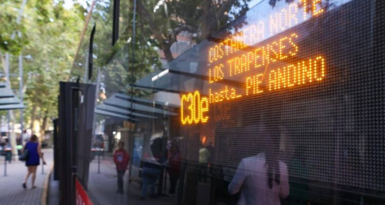 Conoce los nuevos recorridos de buses RED: mejorarán traslados a la zona oriente de Santiago