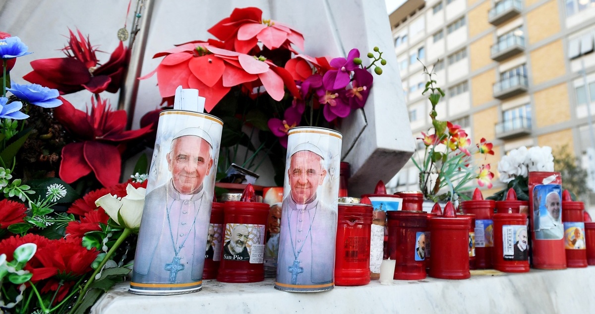 Cardenal italiano cree posible que papa Francisco renuncie “si tuviera dificultades graves”