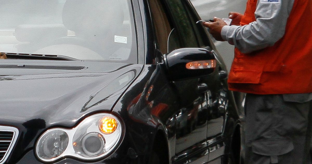 Concesionaria a cargo de estacionamientos en La Unión debe pagar más de $13 millones por infracciones