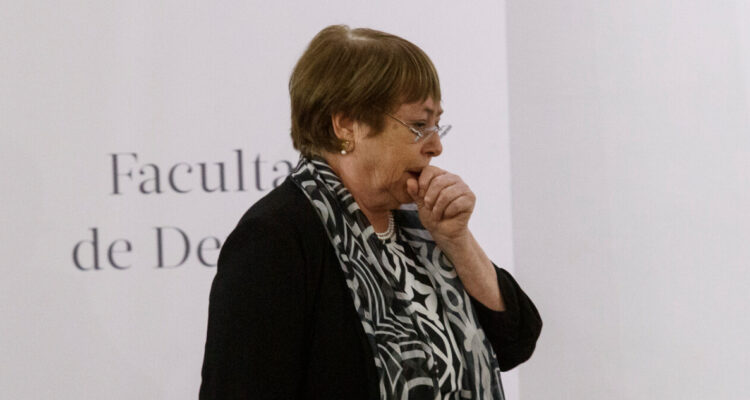 Partido Socialista le pidió a Michelle Bachelet reconsiderar negativa a ser candidata presidencial