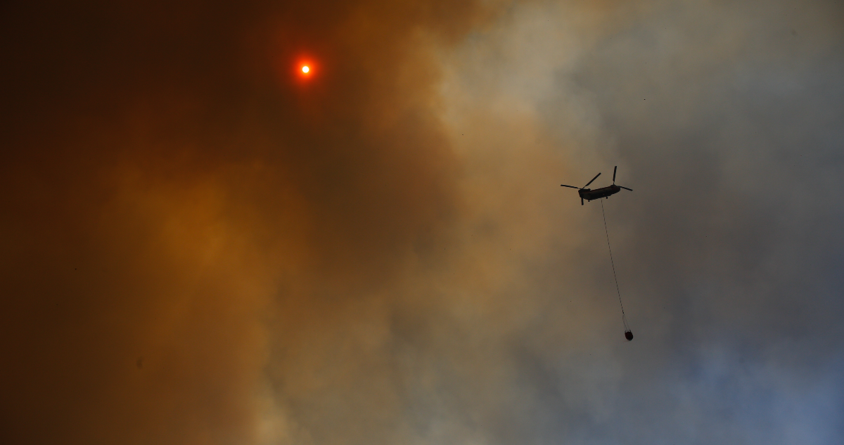 Revelan posibles nuevos involucrados en megaincendio de Valparaíso: un bombero y un funcionario CONAF