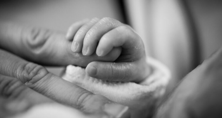 Querella por negligencia muerte de recién nacido en Temuco