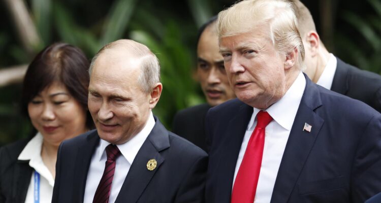 Putin elogia a Administración Trump y acusa 