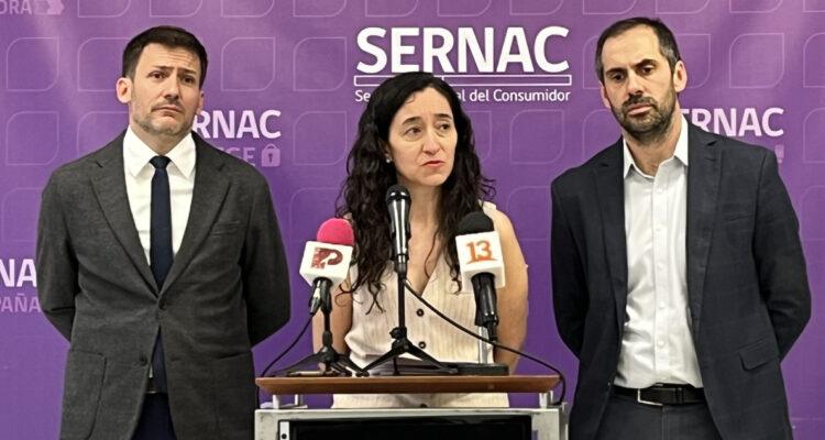 Confirman que Sernac oficiará a empresas por megacorte de luz y buscará compensaciones para clientes
