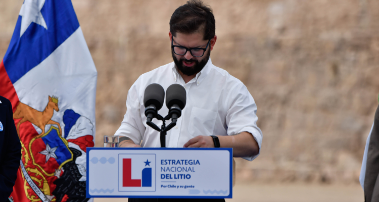 Cuando Boric aseguró que ingreso del Litio se ahorraría para “asegurar financiamiento de largo plazo”