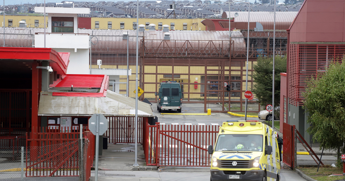 Gendarmes fueron agredidas y amenazadas de muerte por dos reclusas de la cárcel de Puerto Montt