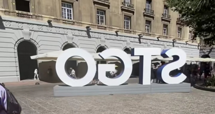 “Ogts”: crean particular sitio web con diseño invertido de la web del municipio de Santiago