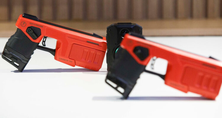 En Temuco también evalúan comprar pistolas taser para los equipos de seguridad municipal