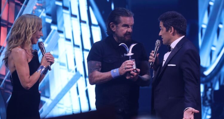 The Cult casi queda con las manos vacías: recibieron Gaviota tras dejar el escenario casi sin público