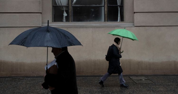 ¿Vuelven los paraguas? Así será el tiempo durante la primera semana de marzo