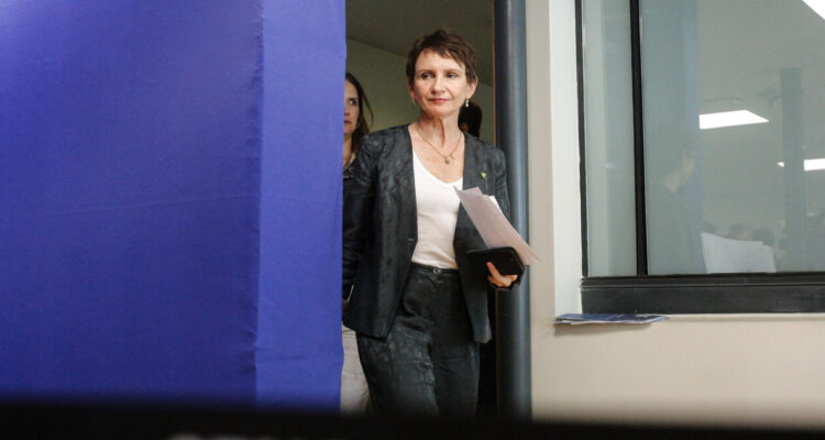 Tohá apoya retomar relaciones con Venezuela: Ellos las congelaron en represalia por Caso Ojeda