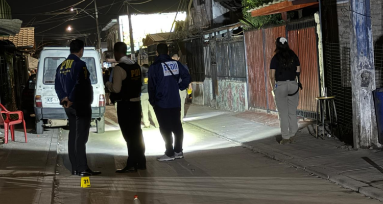 Un muerto y dos heridos graves deja balacera en La Pintana