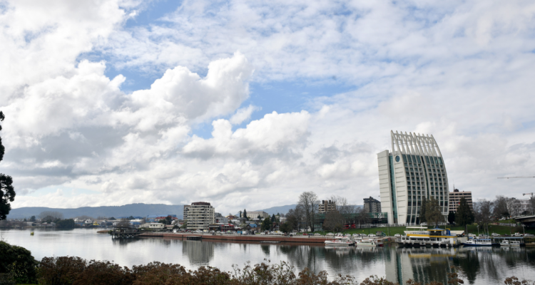 Imagen de Valdivia por alza de pasaje en microbuses