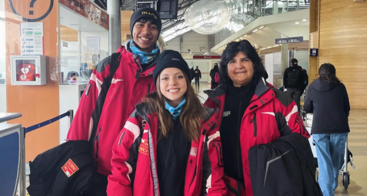 Estudiantes de Lota son premiados con viaje a la Antártica tras participar de feria escolar de Inachi