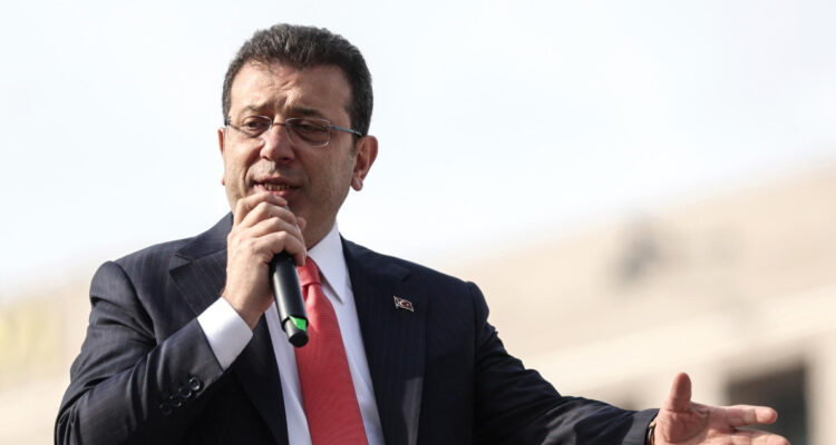 Policía turca detiene a alcalde de Estambul por “corrupción” y “vínculos terroristas”