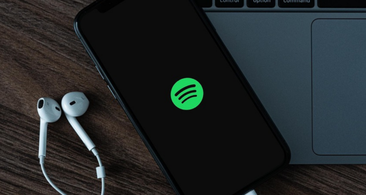 Bloquean APK modificada que permitía acceder a Spotify Premium sin pagar: usuarios tienen 2 opciones