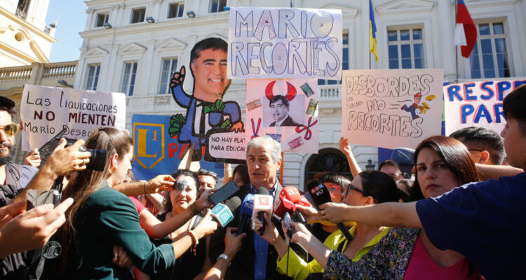 Aseduch alerta sobre crisis educativa en Santiago por “desproporcionado” paro docente