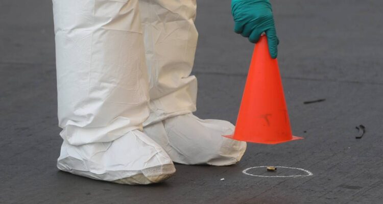 Hombre es asesinado a tiros en población Lo Hermida en Peñalolén