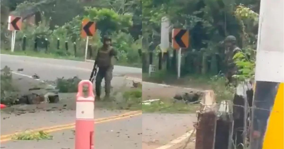 Imagen de cómo quedó el lugar que fue atacado con explosivos, resultando un militar colombiano muerto y otro herido.