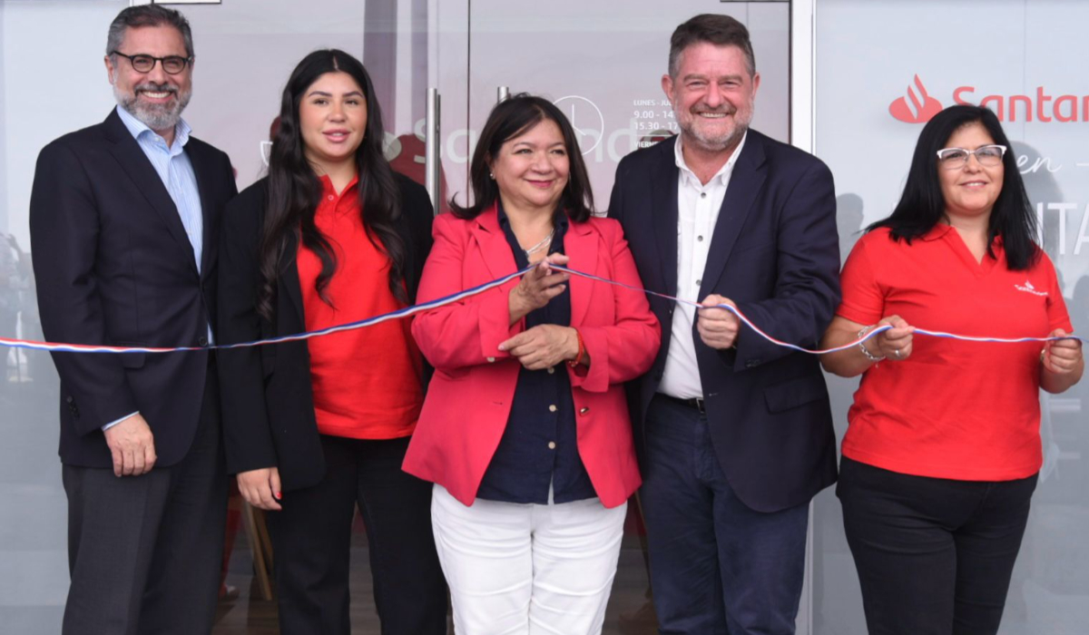 Inauguración sucursal Banco Santander